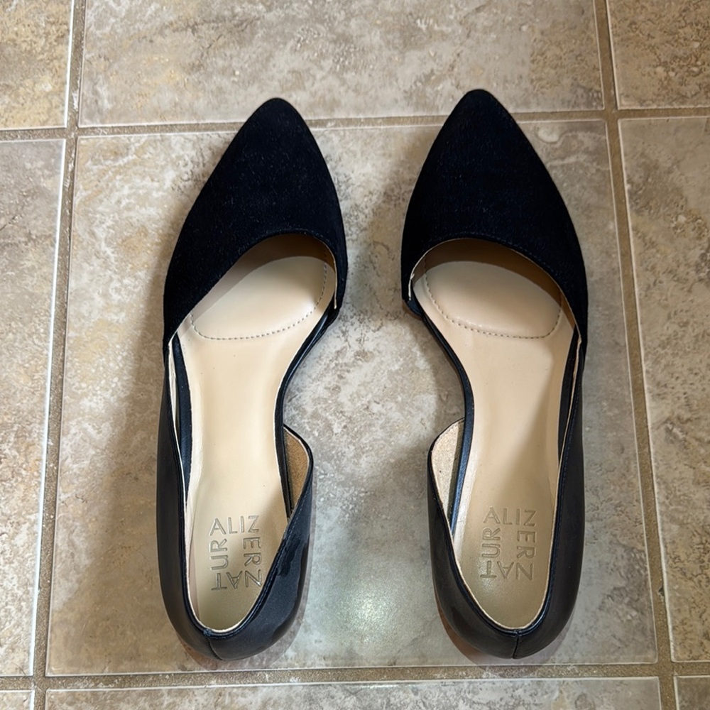 Naturalizer Samantha Pointed Toe D'Orsay Slip On Ballet Flat. Size 10M.